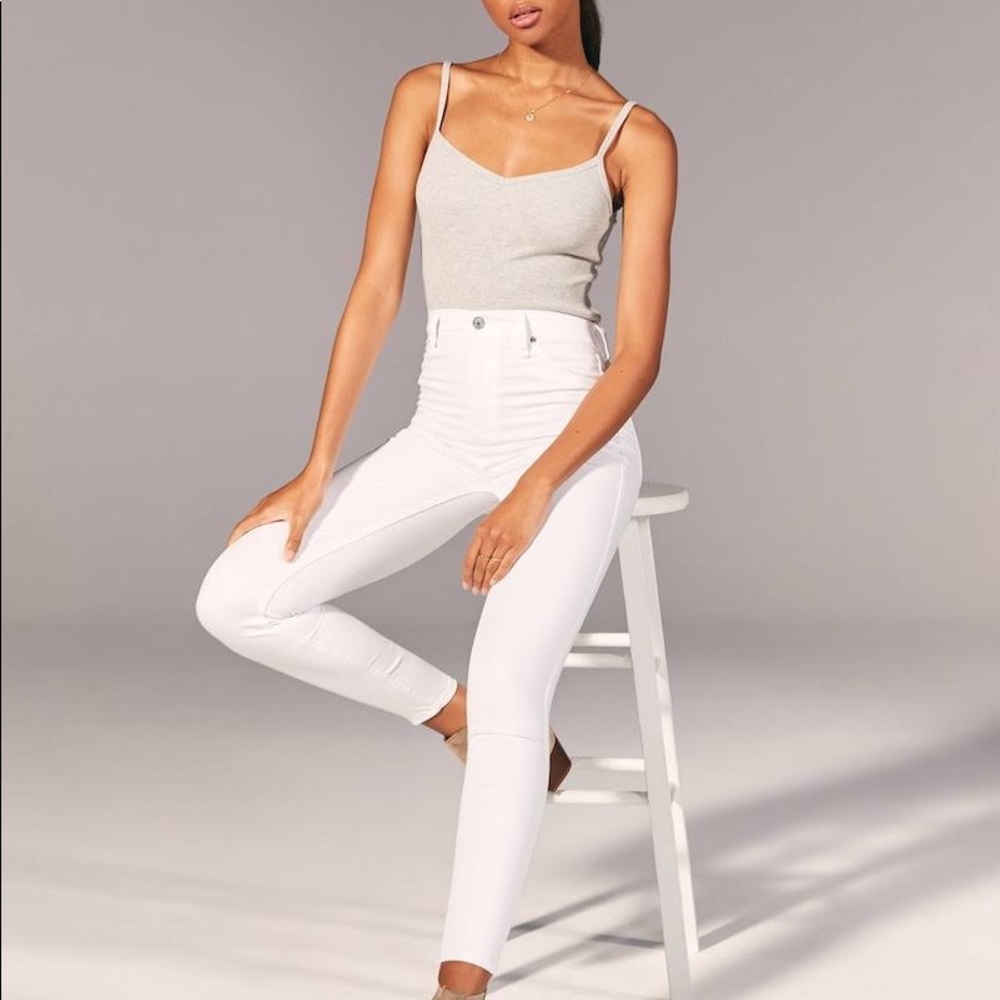 Abercrombie and Fitch White Jean Leggings 6 Pants Work Pants Trousers Jeggings